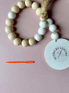 Plastic large eye needle 